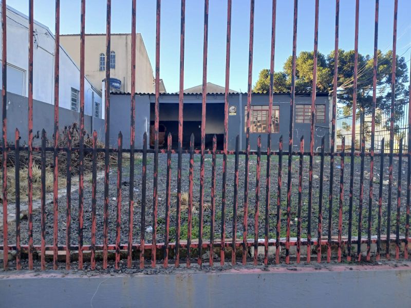 Terreno urbano no bairro Coral