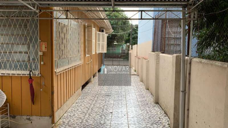 Casa 2 dormitórios no bairro Niterói