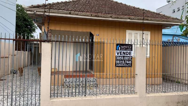 Casa 2 dormitórios no bairro Niterói