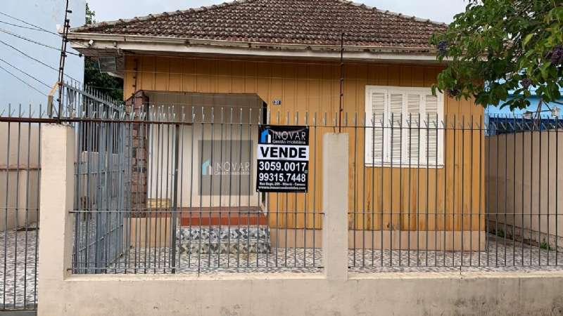 Casa 2 dormitórios no bairro Niterói