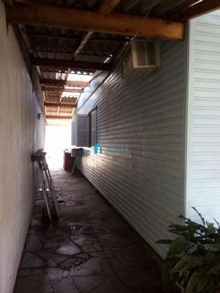 Casa 3 dormitórios no bairro Niterói