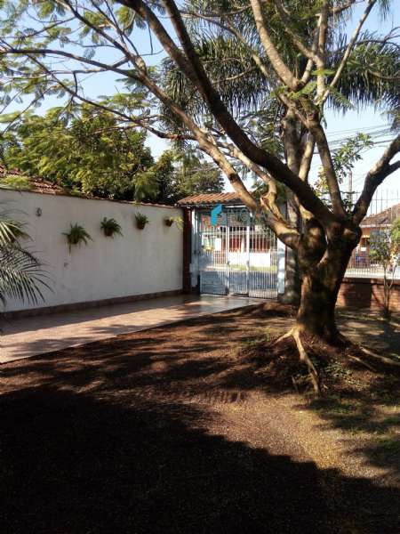Casa 3 dormitórios no bairro Niterói