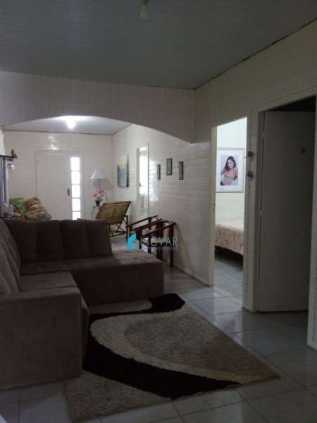 Casa 3 dormitórios no bairro Niterói