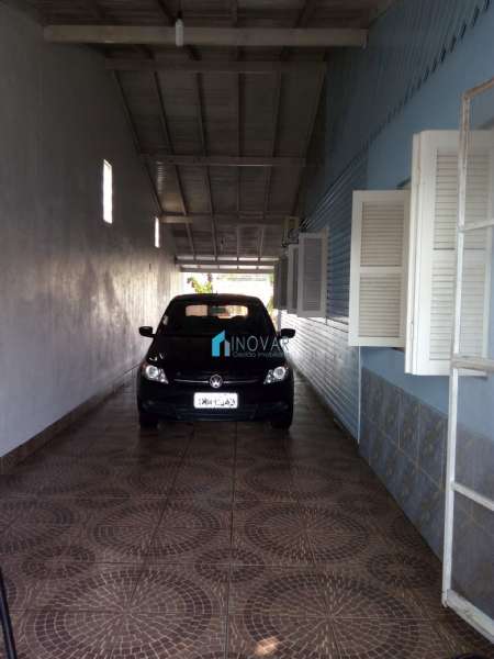 Casa 3 dormitórios no bairro Niterói