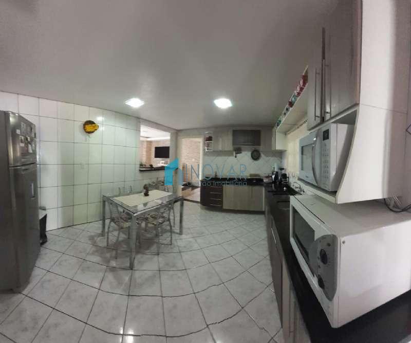Casa 4 dormitórios no bairro Nossa Senhora das Graças