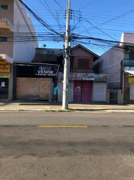 Sobrado 3 dormitórios no bairro Niterói