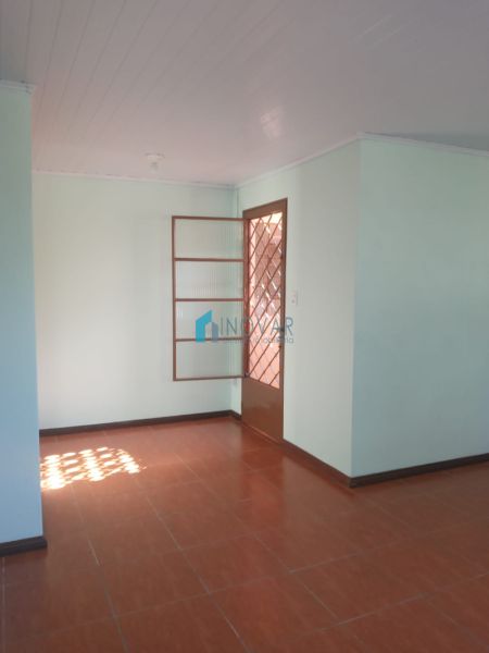 Casa 2 dormitórios no bairro Niterói