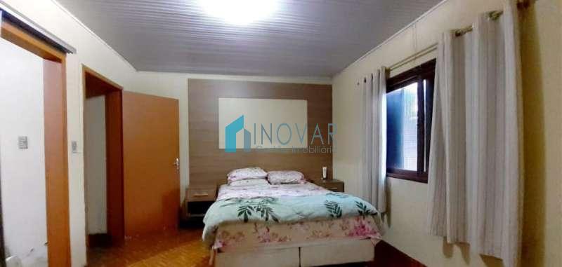Casa 3 dormitórios no bairro Niterói
