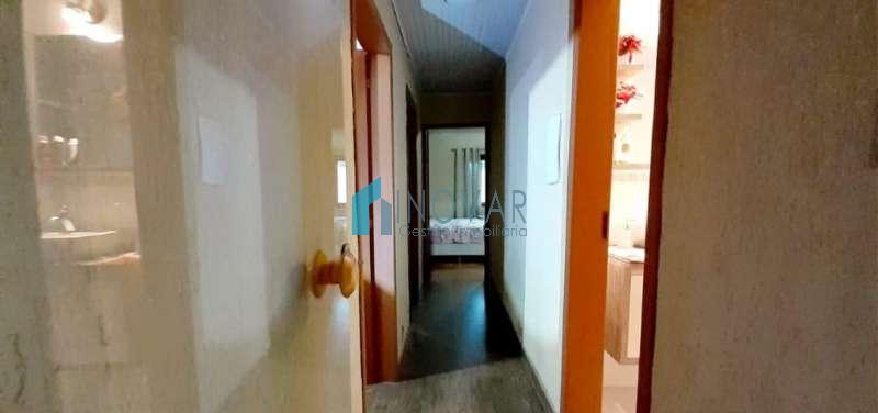 Casa 3 dormitórios no bairro Niterói