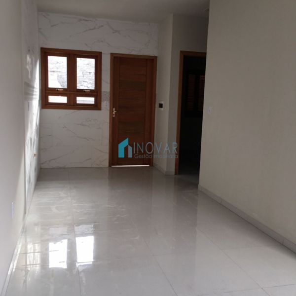 Casa 2 dormitórios no bairro Niterói
