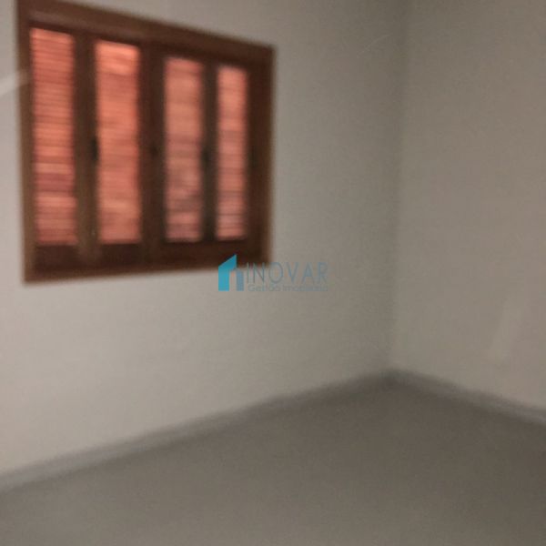 Casa 2 dormitórios no bairro Niterói