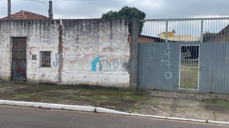 Casa 2 dormitórios no bairro Niterói