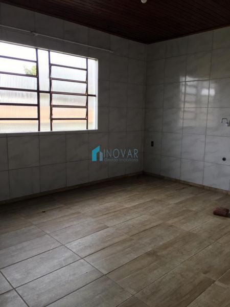Casa 2 dormitórios no bairro Niterói