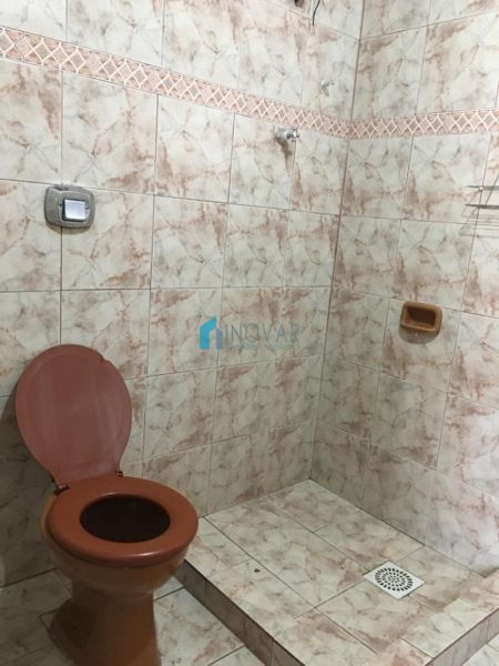 Casa 2 dormitórios no bairro Niterói