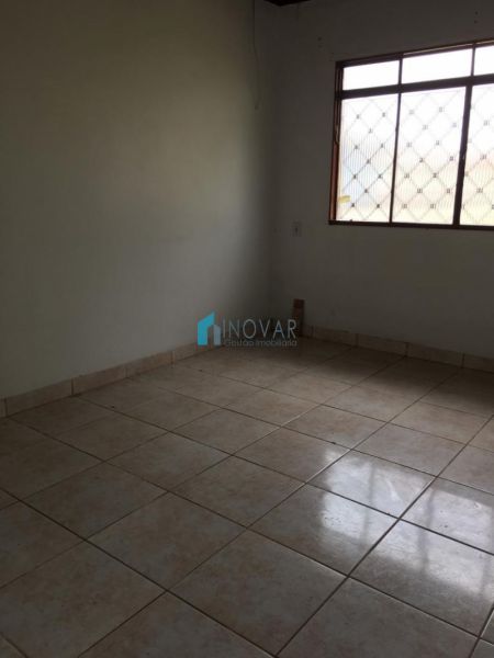 Casa 2 dormitórios no bairro Niterói