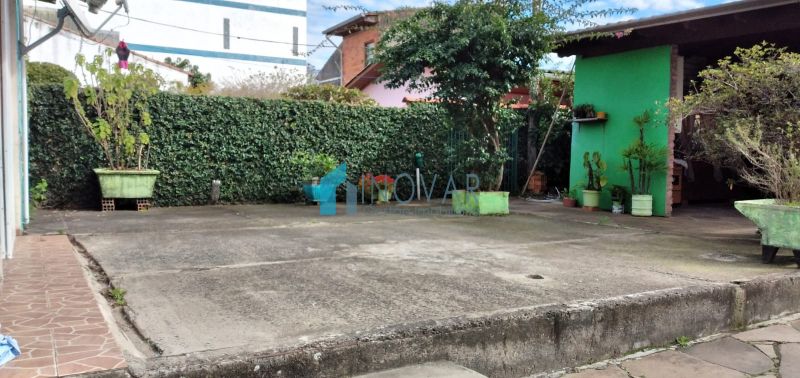 Casa 2 dormitórios no bairro Niterói