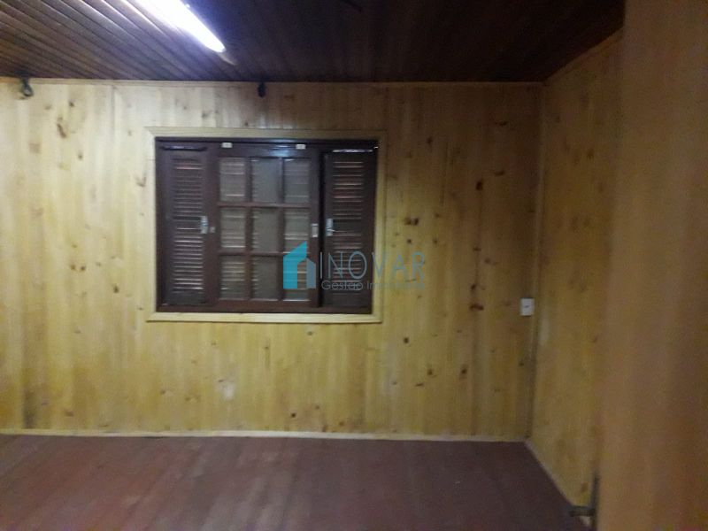 Casa 2 dormitórios no bairro Niterói