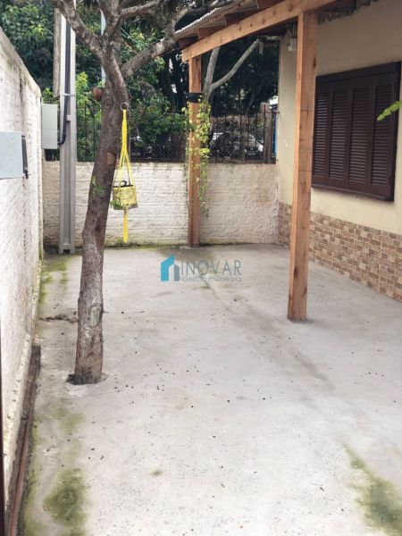 Casa 2 dormitórios no bairro Mathias Velho