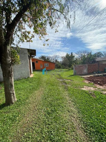 Casa 3 dormitórios no bairro Califórnia