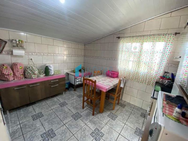 Casa 3 dormitórios no bairro Califórnia