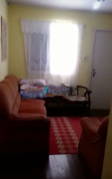 Casa 2 dormitórios no bairro Santa Cruz
