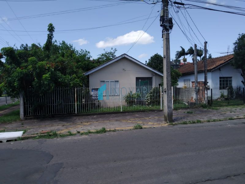 Casa 2 dormitórios no bairro Vila Igara - 