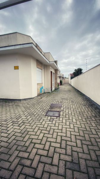 Casa em Condomínio 2 dormitórios no bairro Niterói