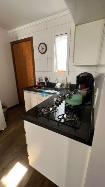 Casa em Condomínio 2 dormitórios no bairro Niterói