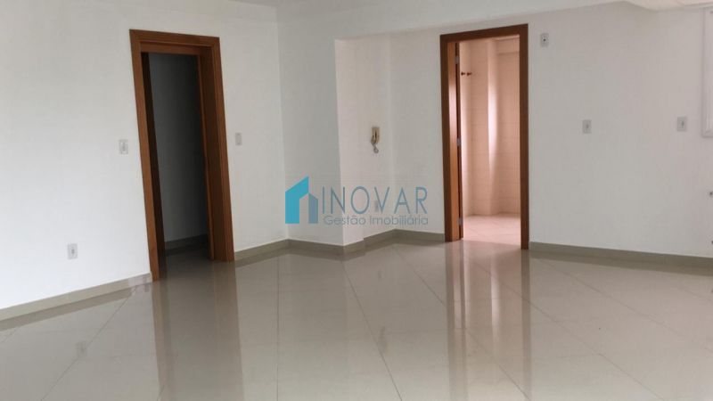 Apartamento 3 dormitórios no bairro Centro