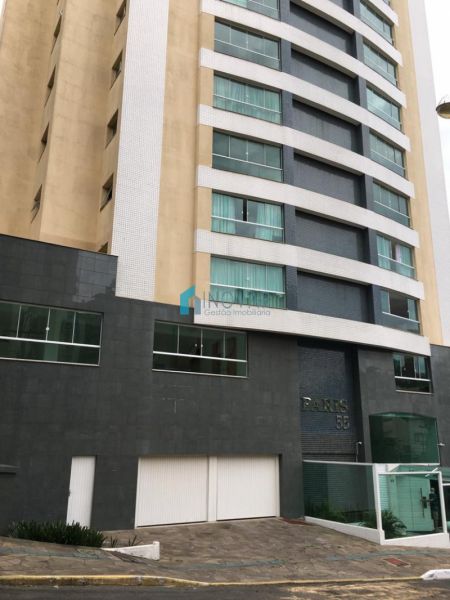 Apartamento 3 dormitórios no bairro Centro