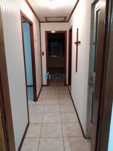 Casa 2 dormitórios no bairro Niterói