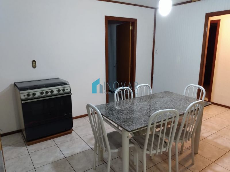 Casa 2 dormitórios no bairro Niterói