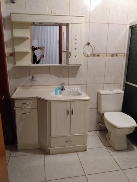 Casa 2 dormitórios no bairro Niterói