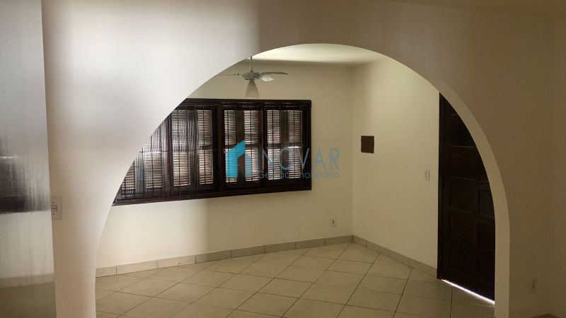 Casa 3 dormit&oacute;rios no bairro Niterói