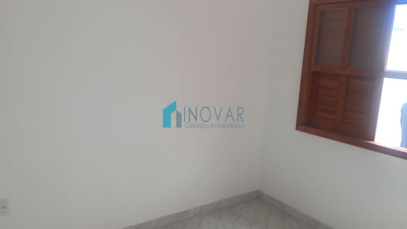 Casa 2 dormitórios no bairro Olaria