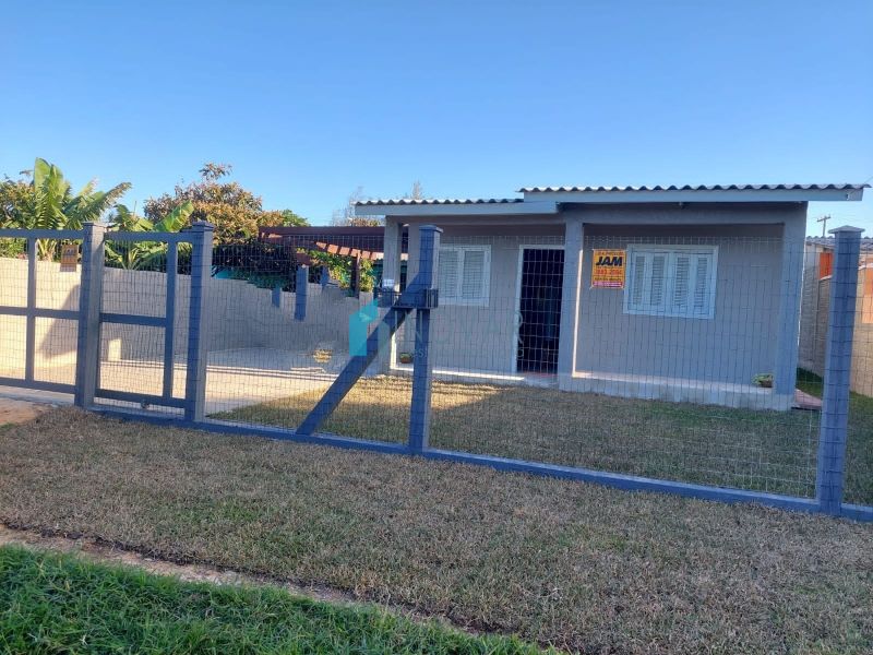 Casa 2 dormitórios no bairro Albatroz (Distrito)