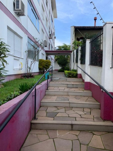 Apartamento 2 dormitórios no bairro Centro