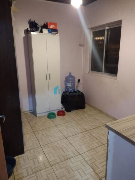 Apartamento 2 dormitórios no bairro Guajuviras