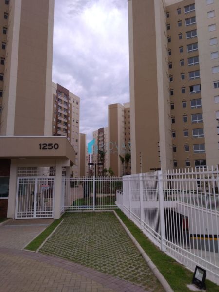 Apartamento 2 dormitórios no bairro Vila Rosa