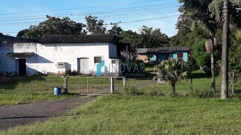 Casa 2 dormitórios no bairro Berto Círio