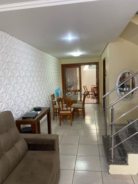 Casa em Condomínio 2 dormitórios no bairro Niterói