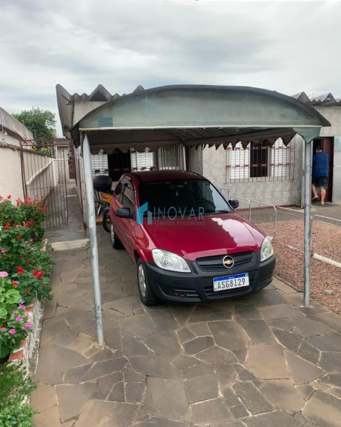 Casa 3 dormitórios no bairro Niterói