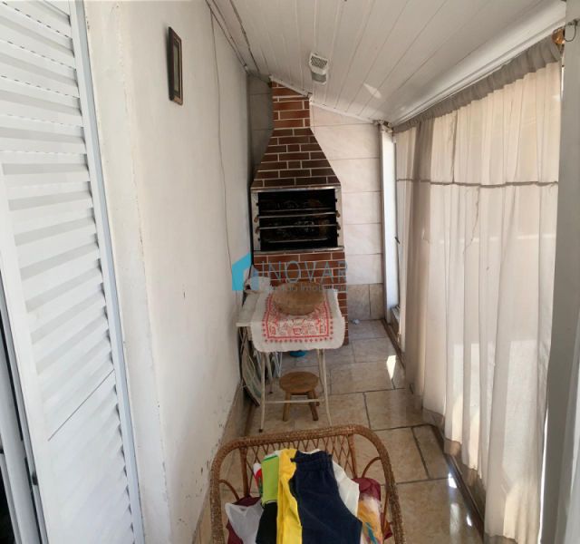 Sobrado 5 dormitórios no bairro Olaria