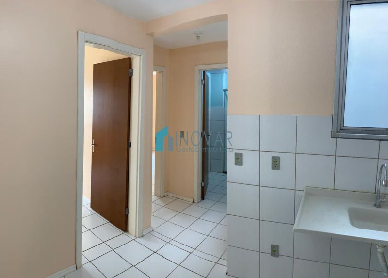 Apartamento 2 dormitórios no bairro Guajuviras