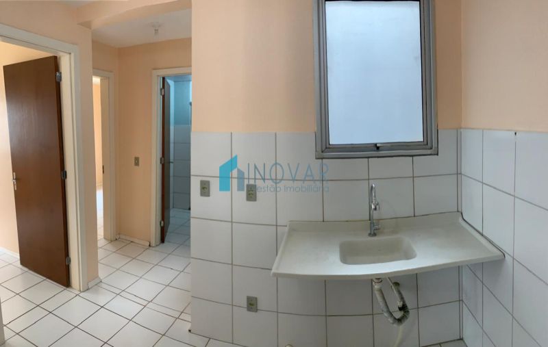 Apartamento 2 dormitórios no bairro Guajuviras