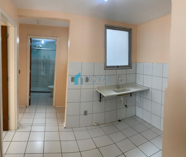 Apartamento 2 dormitórios no bairro Guajuviras