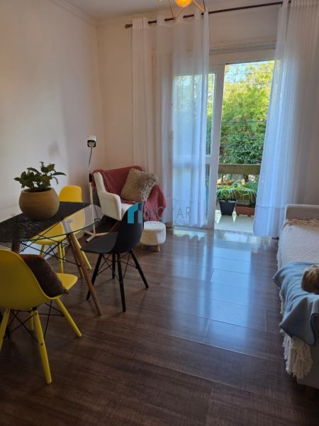 Apartamento 2 dormitórios no bairro Vila Eunice Nova