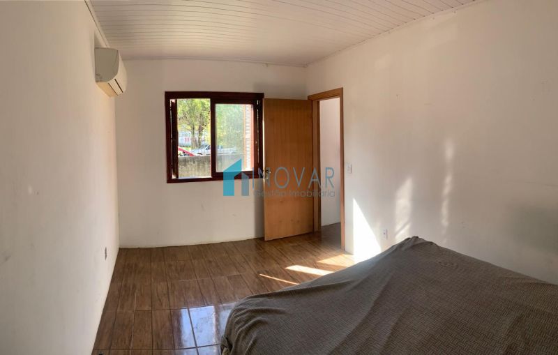 Casa 2 dormitórios no bairro Niterói