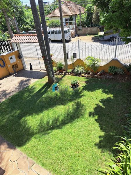 Sobrado 4 dormitórios no bairro Fátima