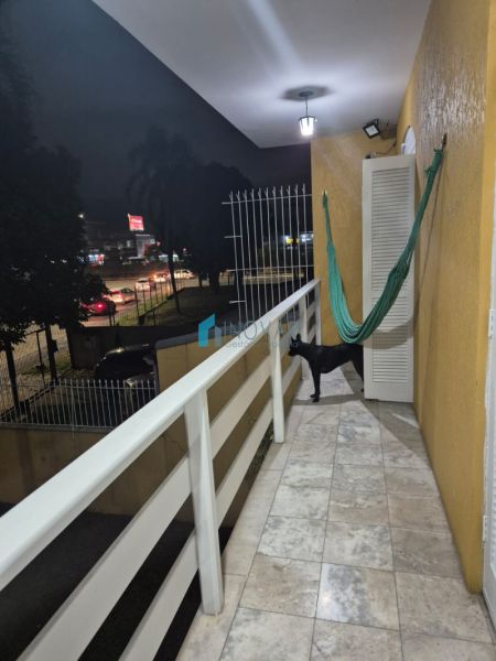 Sobrado 4 dormitórios no bairro Fátima